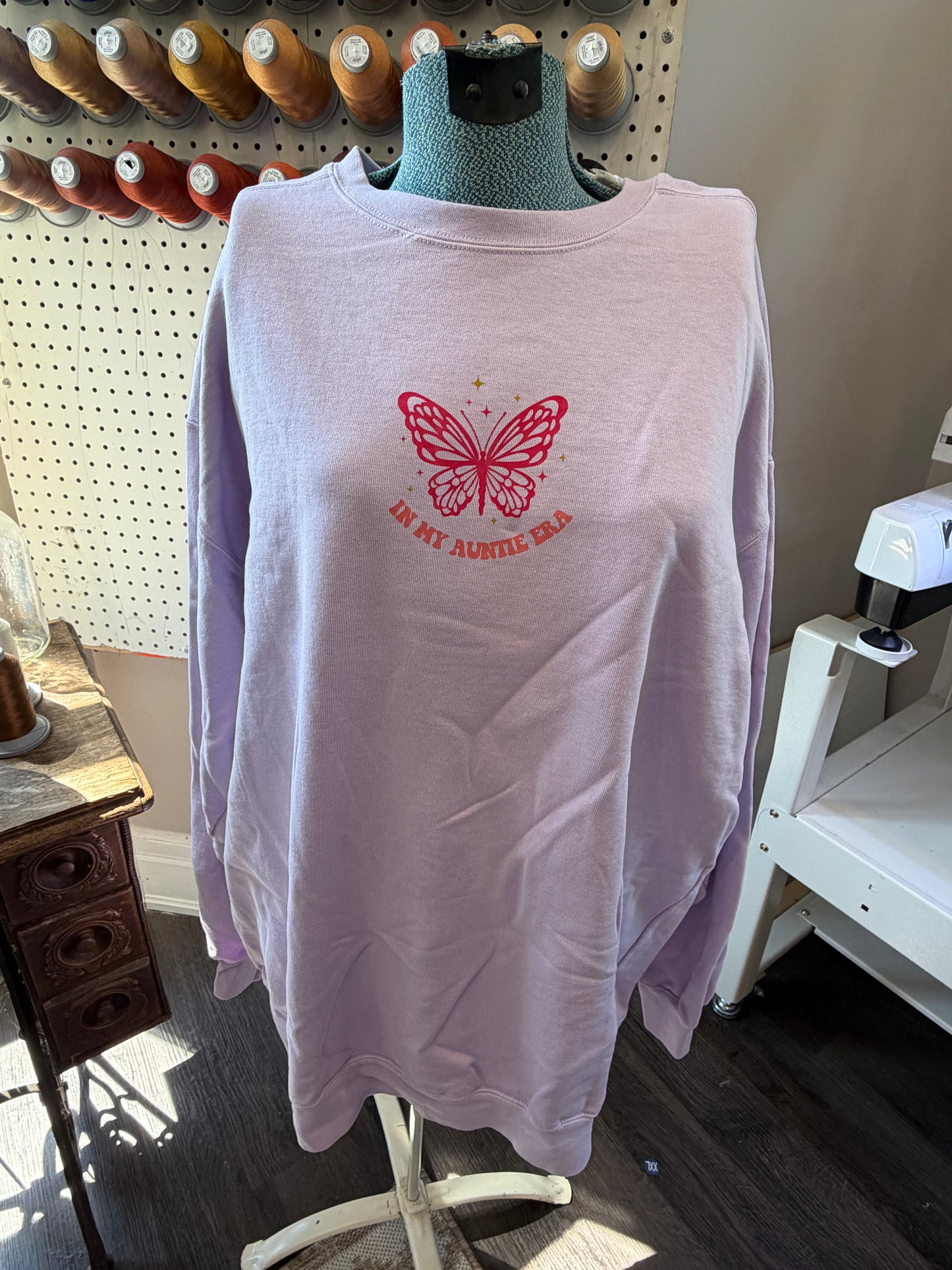 2XL Lavender Auntie Era Crewneck (printed)