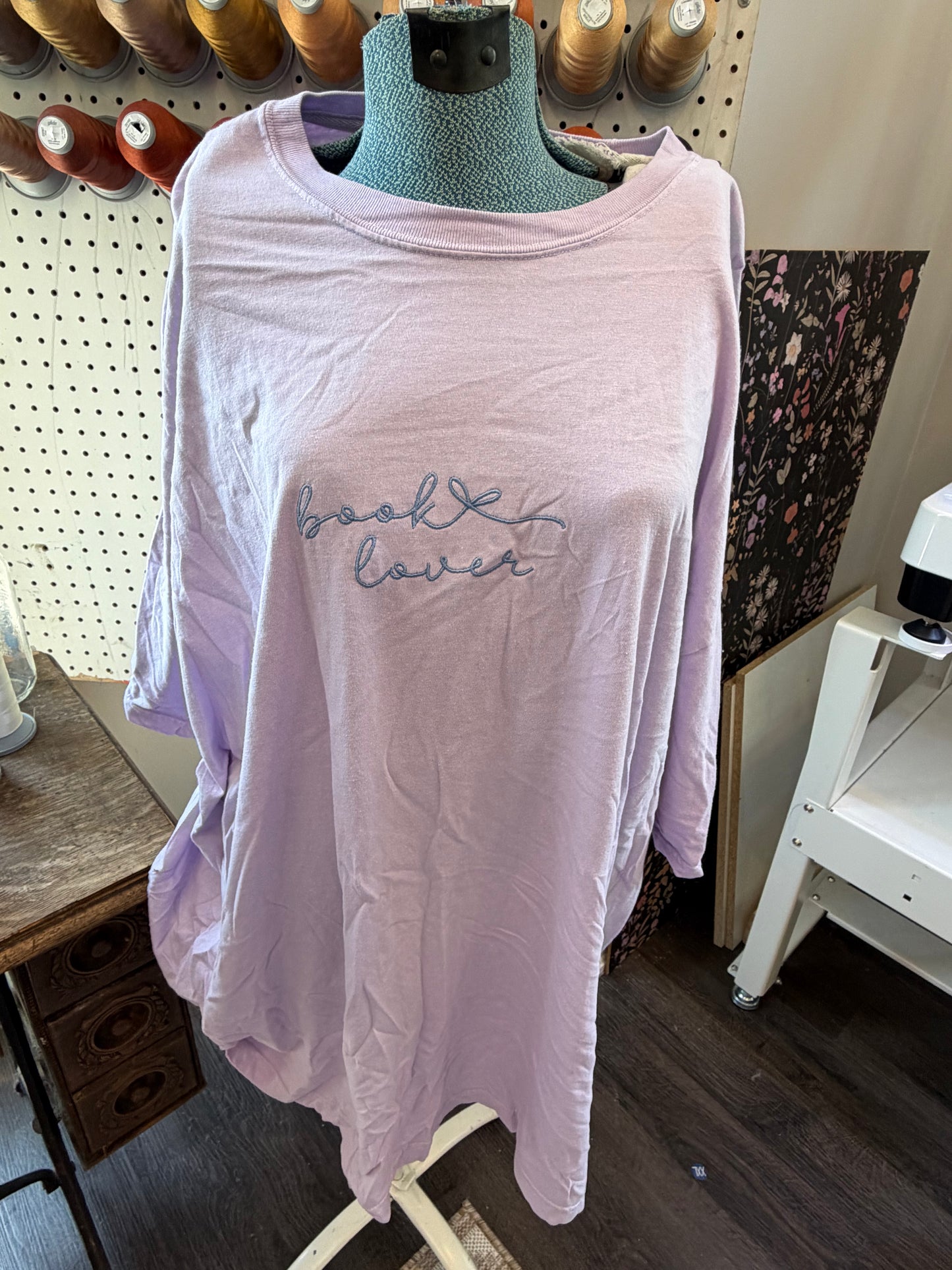 4XL Lavender Book Lover Tee