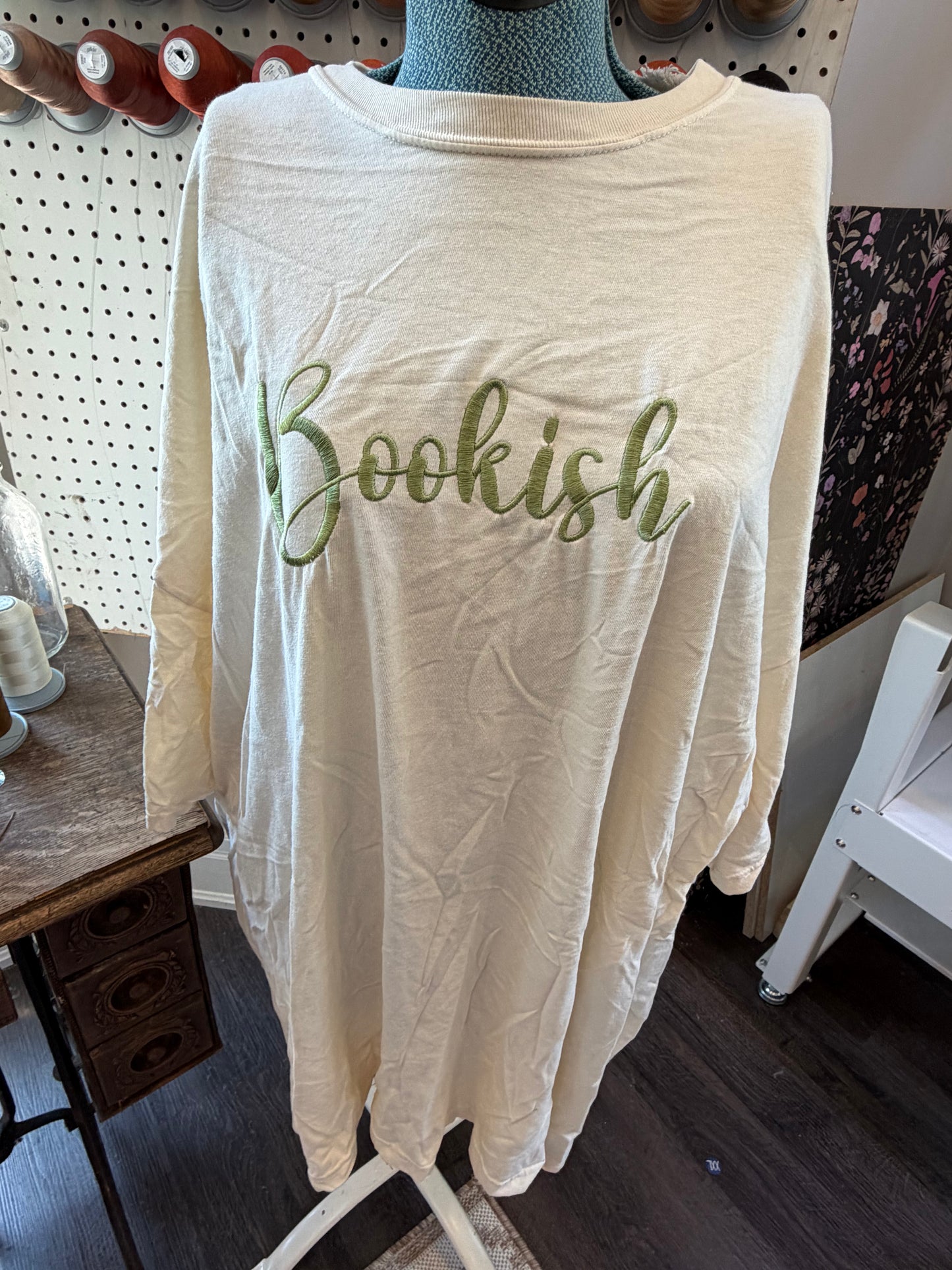 4XL Ivory (green) Bookish Tee