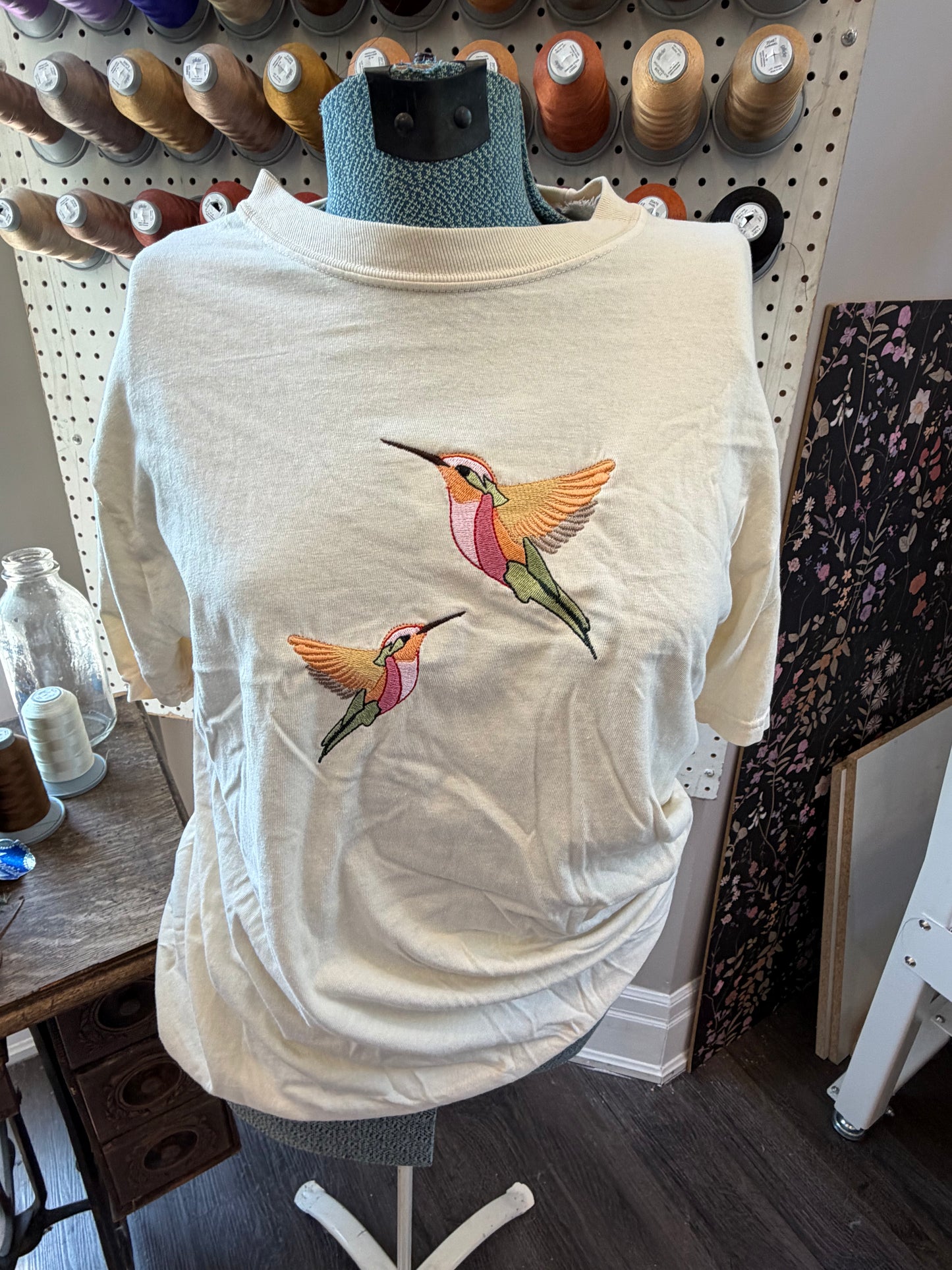 Medium Ivory Humming Bird Tee
