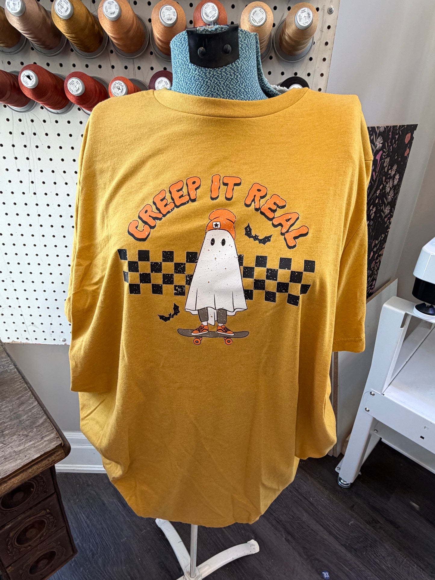 XL mustard Creep it Real Tee (printed)