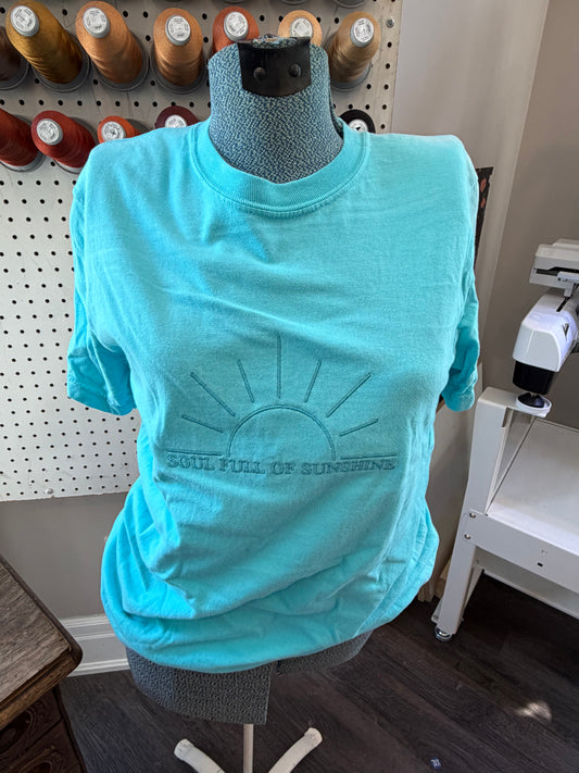 Small Lagoon Soul full of sunshine tee